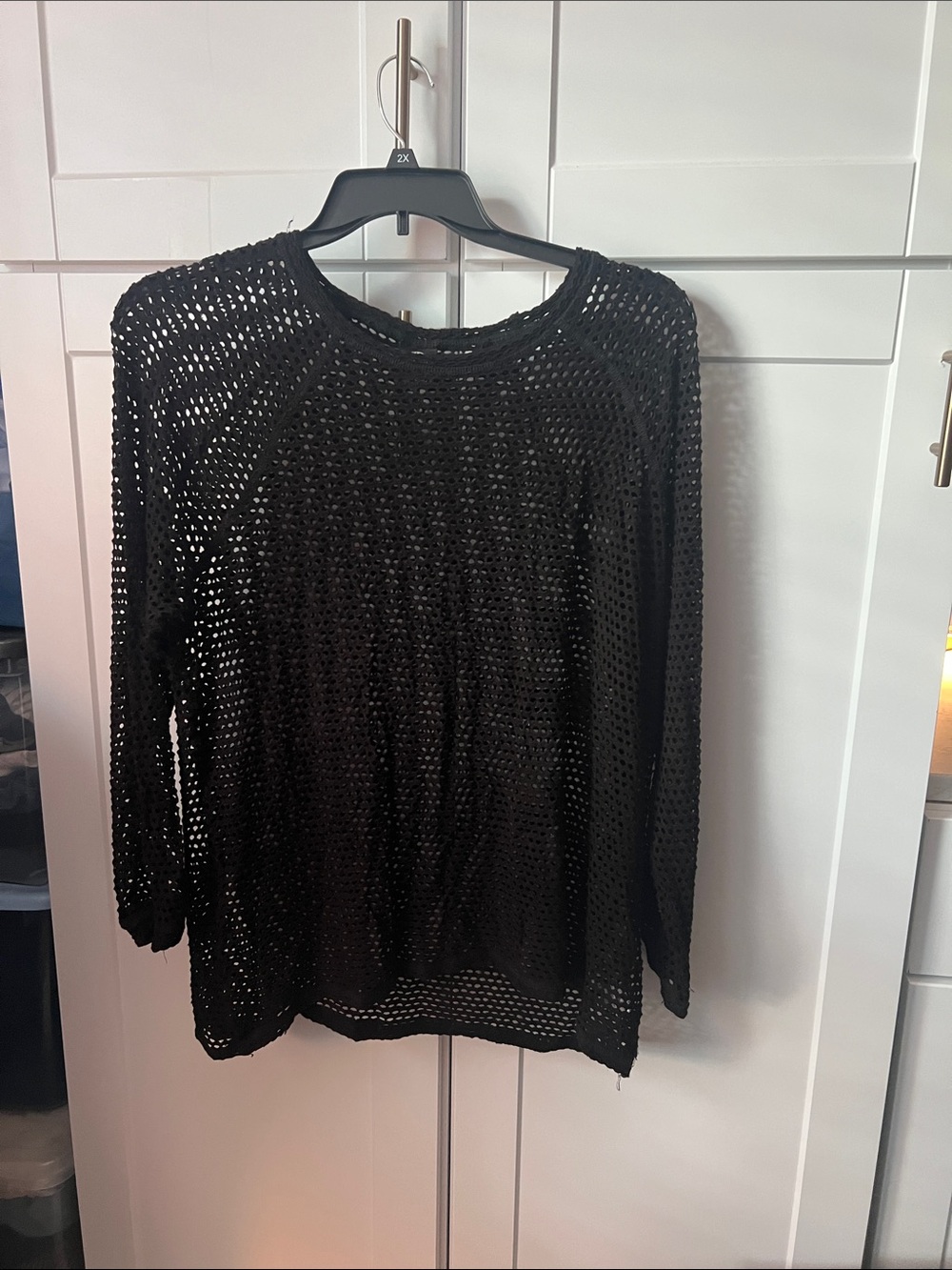 bobeau Black Open-Weave Long Sleeve Pullover